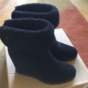 Ugg black wedge boots. Size 10, lightly worn.
